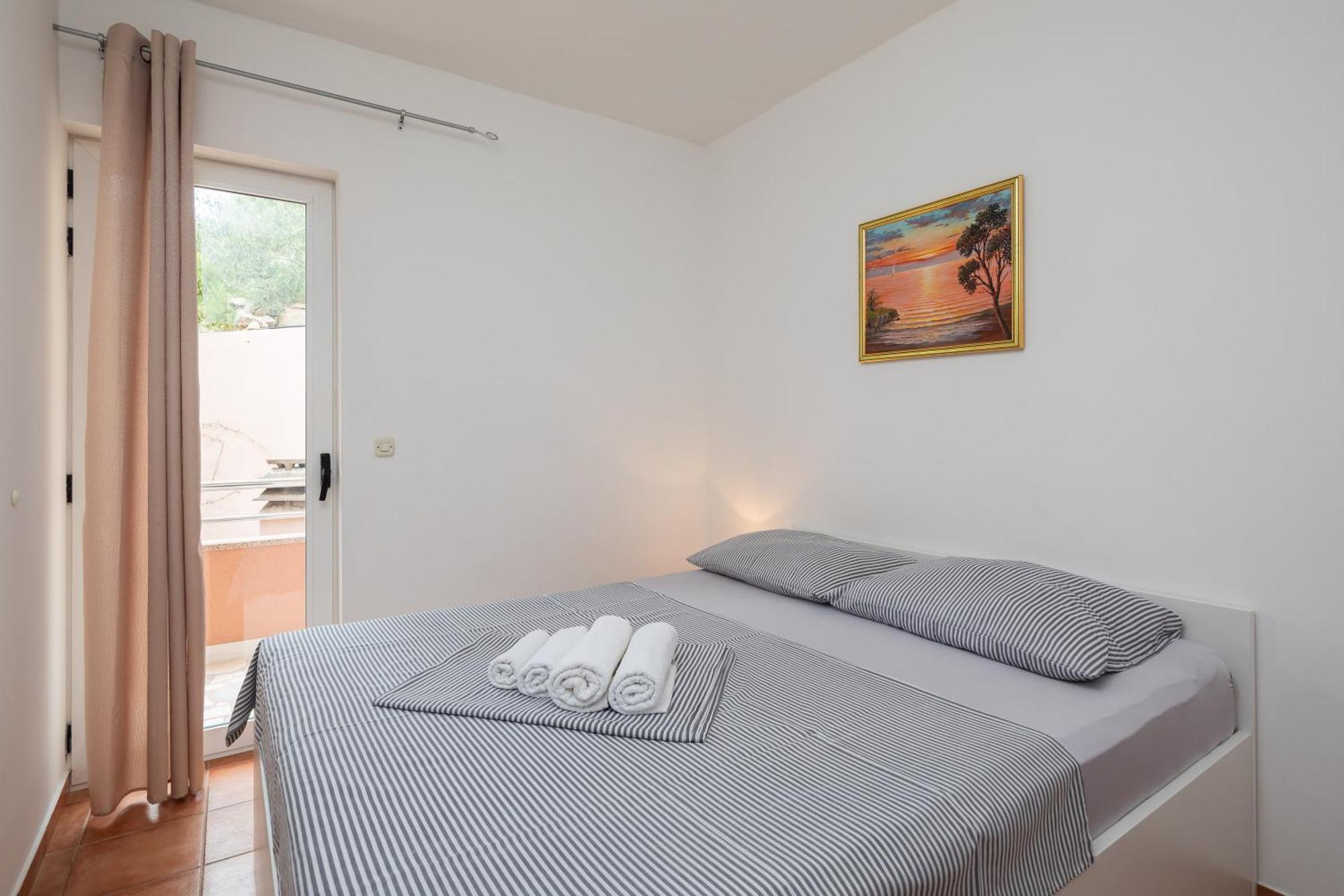 Adriatic Blue Apartments Lokva Rogoznica Exterior photo