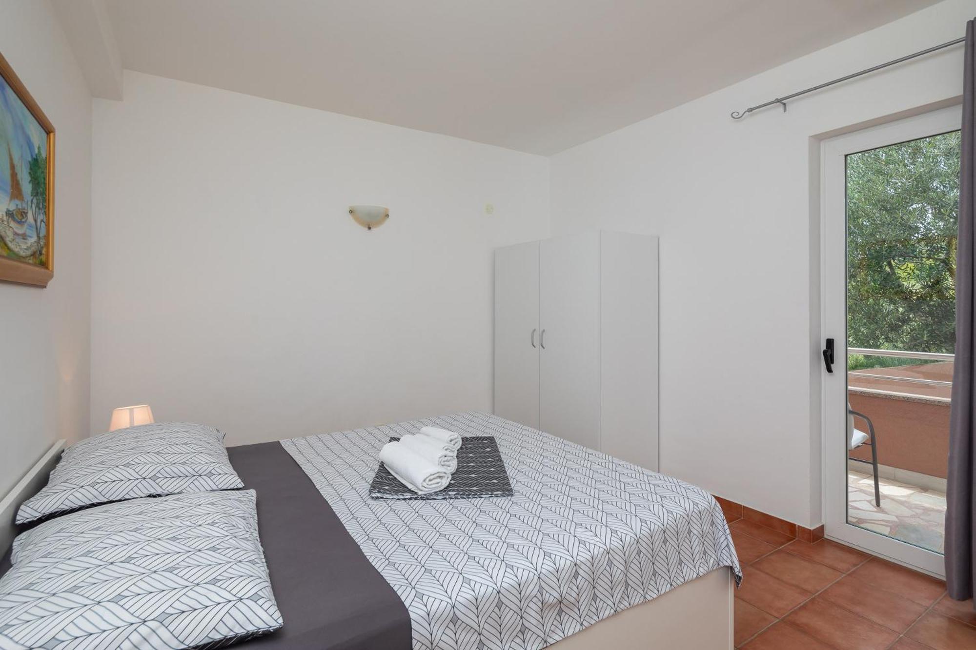 Adriatic Blue Apartments Lokva Rogoznica Exterior photo